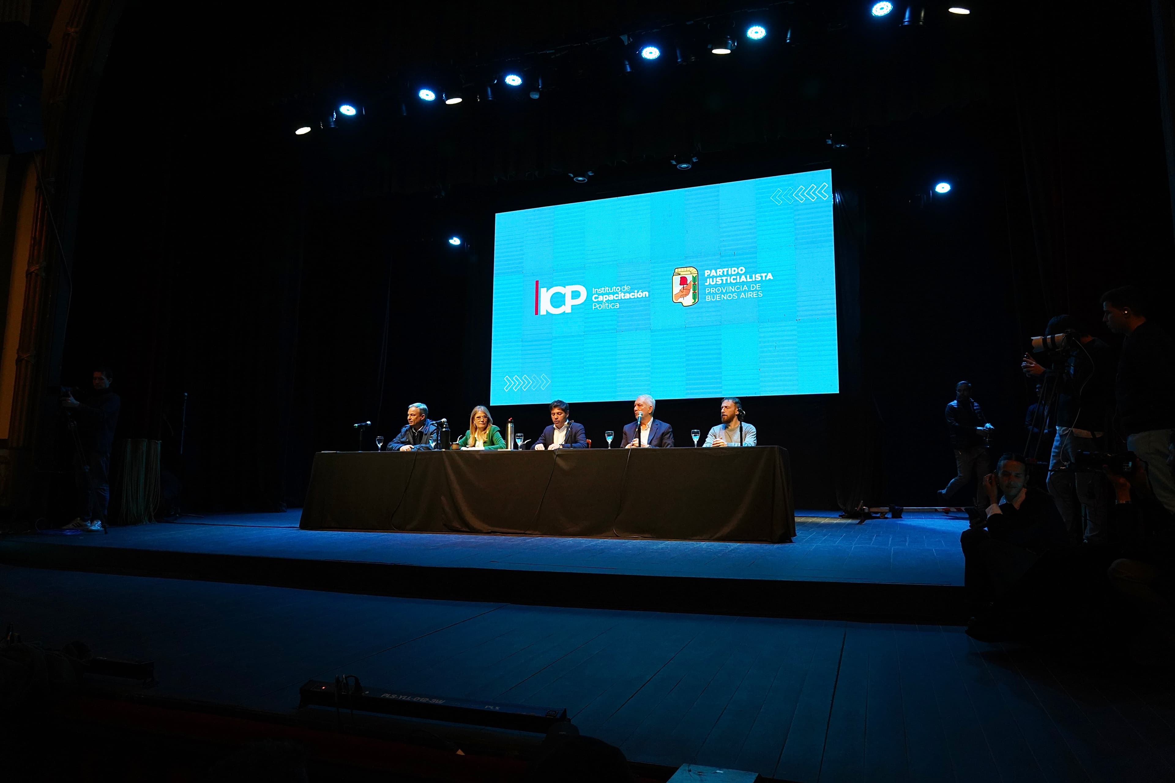 Curso de Formación Política